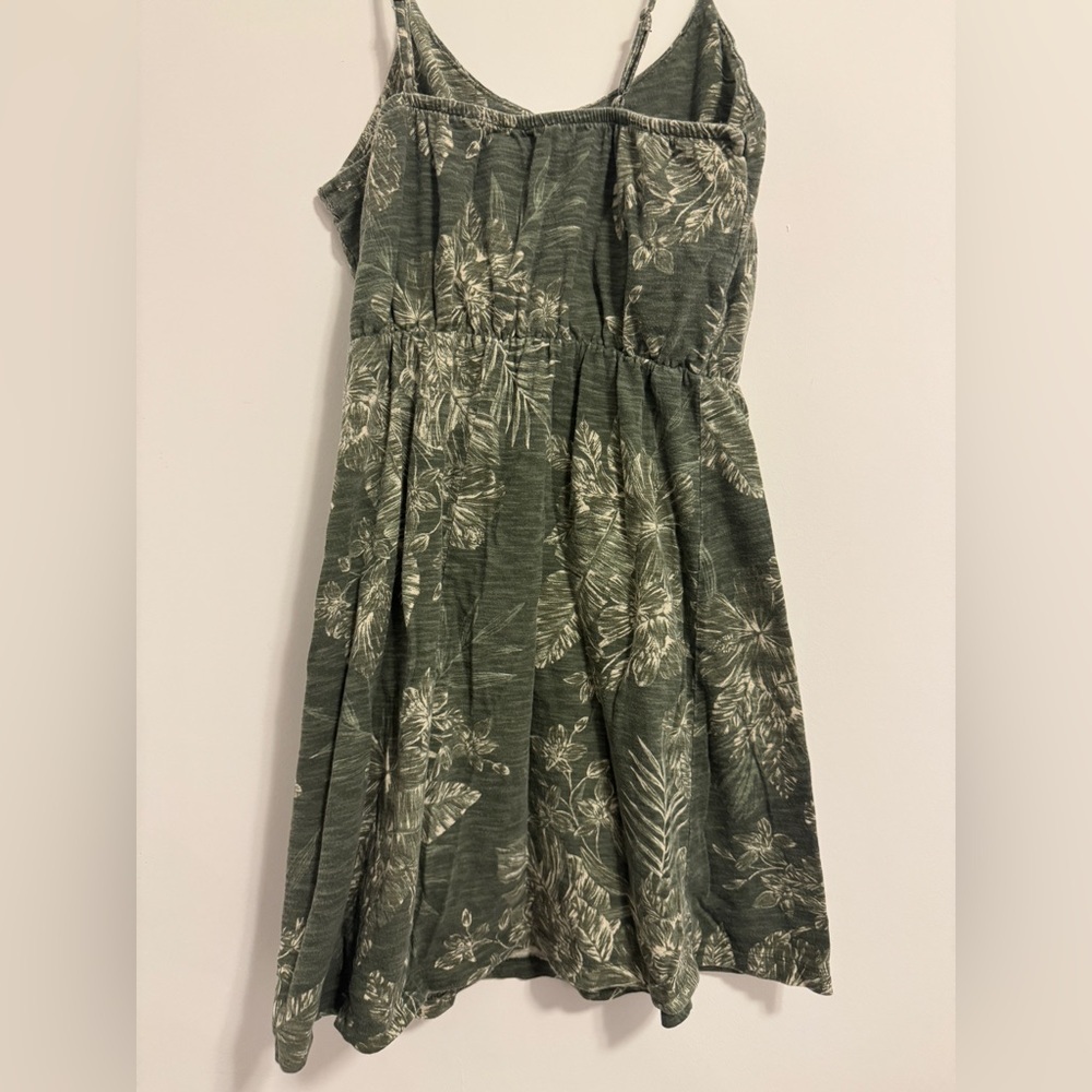 Old Navy Green Leaf Print Dress - Picture 5 of 5